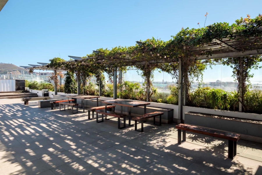 1 Bedroom Property for Sale in Woodstock Western Cape